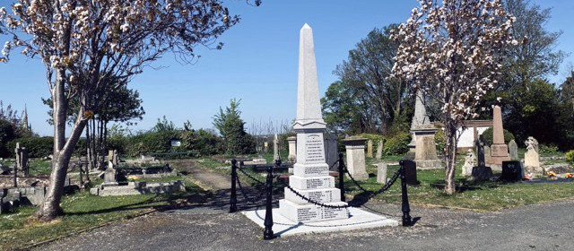 Louth Flood Memorial at the Cemetery