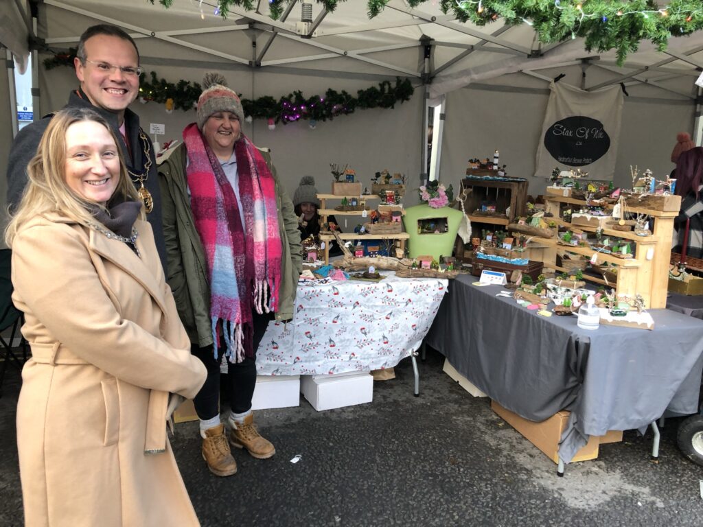 Mayor and Mayoress at a craft stall