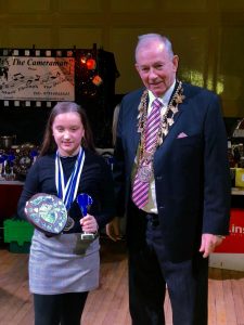 The Mayor presents an award at the Louth Swimming Club awards 2020