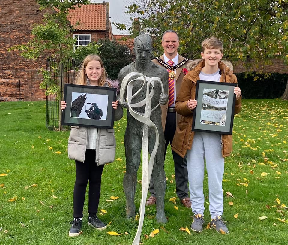 presentation of best photo comp Louth Art Trail